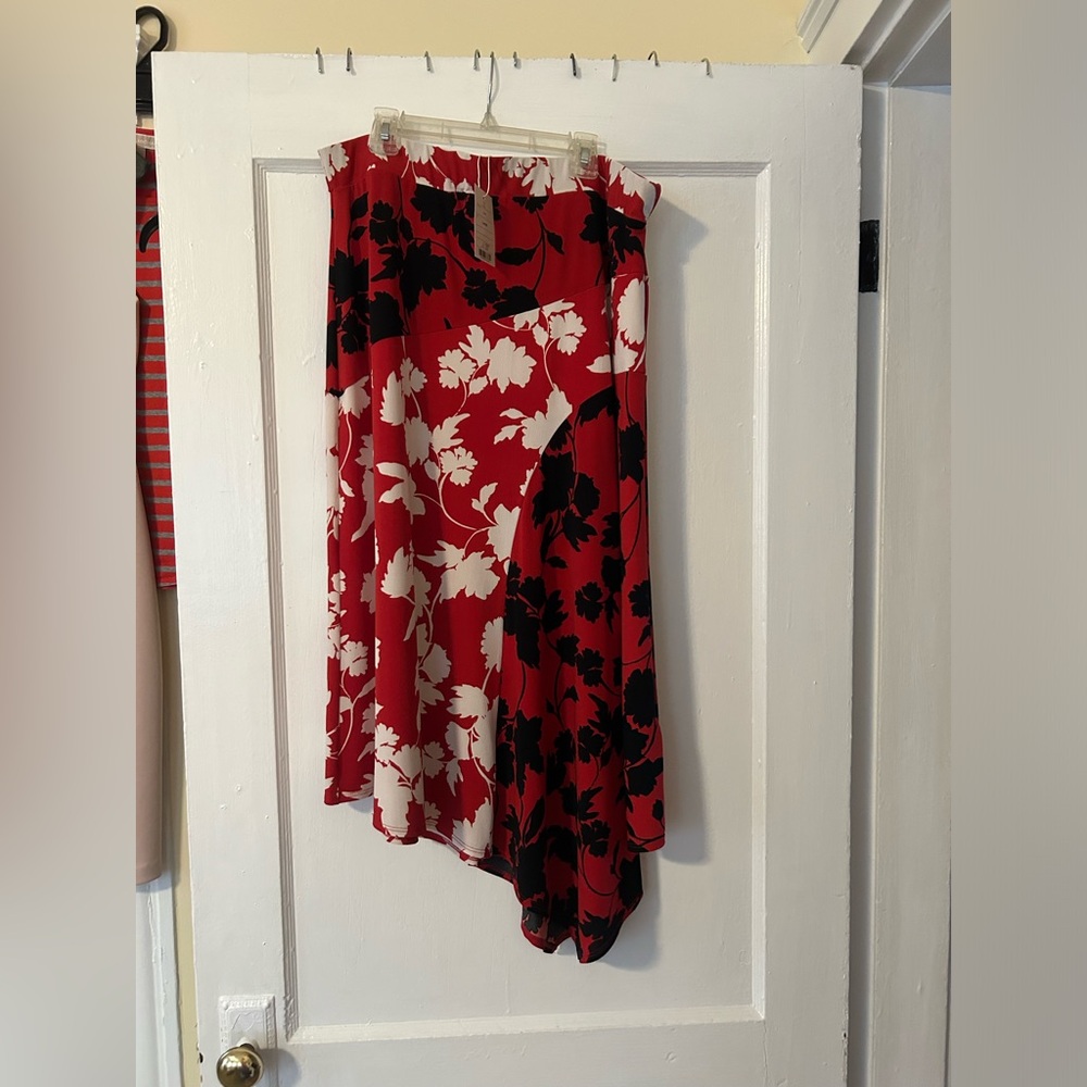Slant Cut Skirt